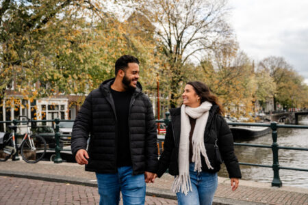Surprise proposal Amsterdam photoshoot