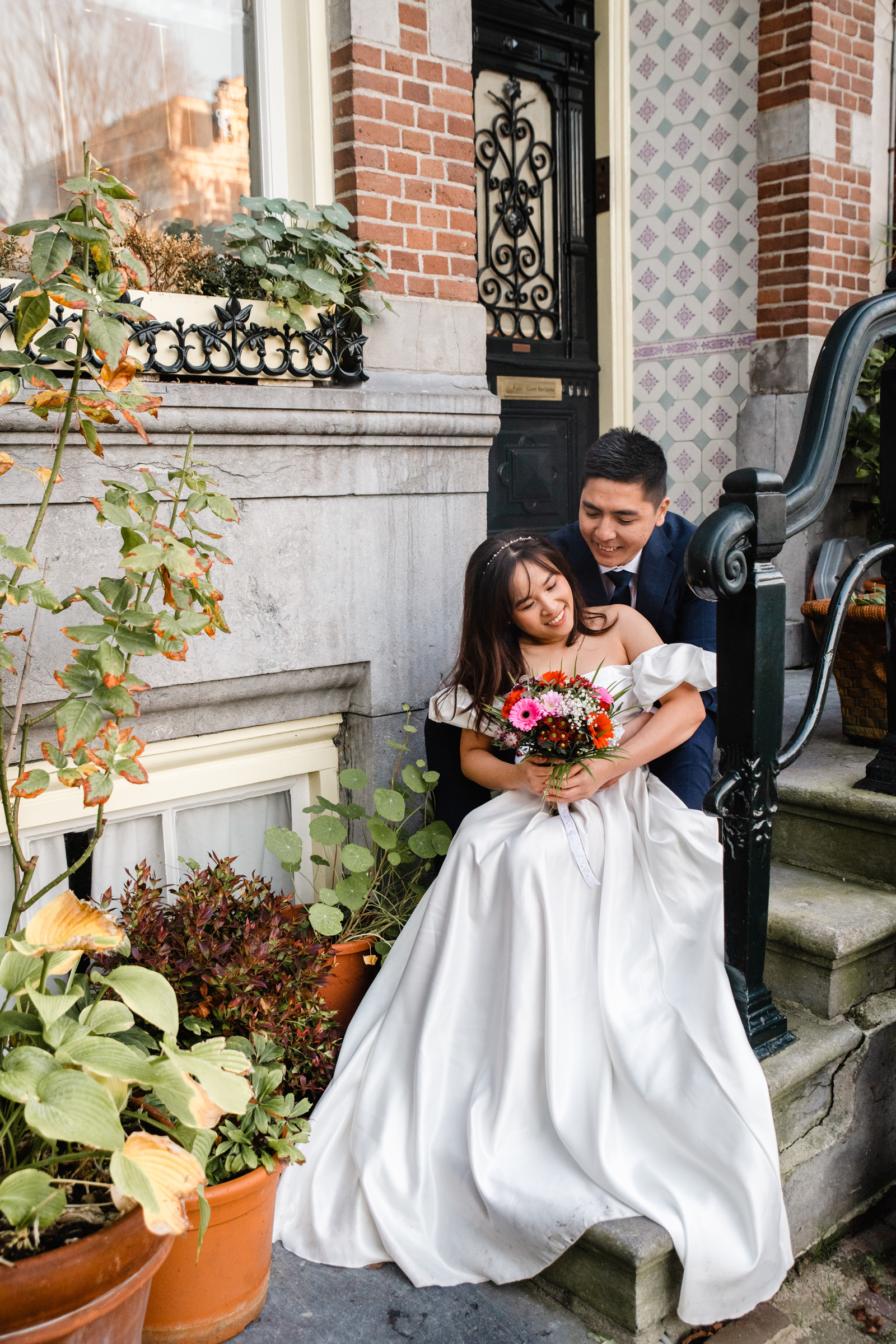 Amsterdam canals wedding photoshoot